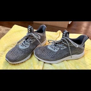 Men’s Adidas Alphabounce 1M Running Shoe-Grey-Size 6.5-Very Nice!